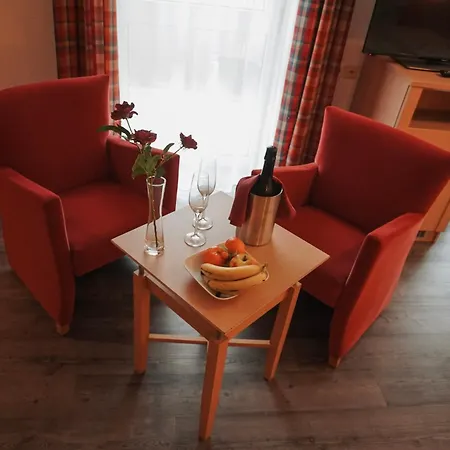מלון Steakhuesli Hotel- Restaurant שופהיים