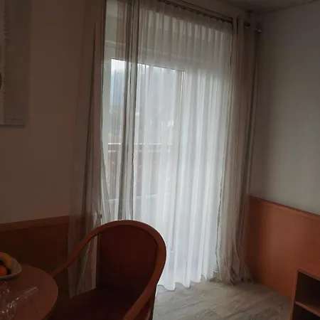 Steakhuesli Hotel- Restaurant מלון שופהיים