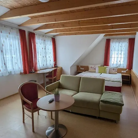 Steakhuesli Hotel- Restaurant *